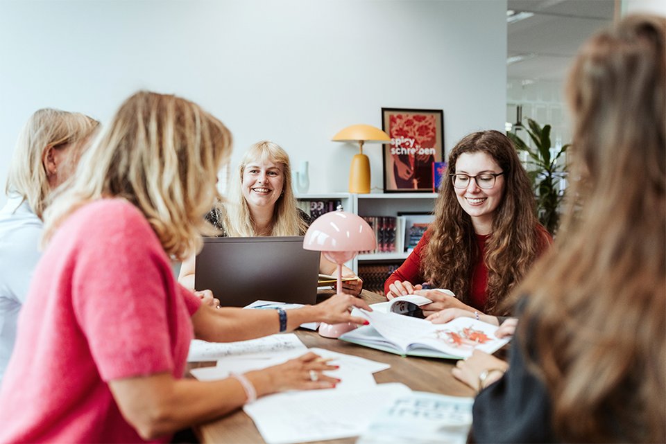book experts working on a project